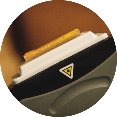 同時に冷却・照射可能な脱毛器