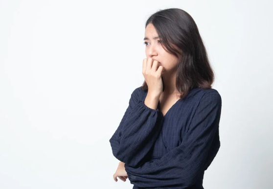 脱毛サロン　働く　不安