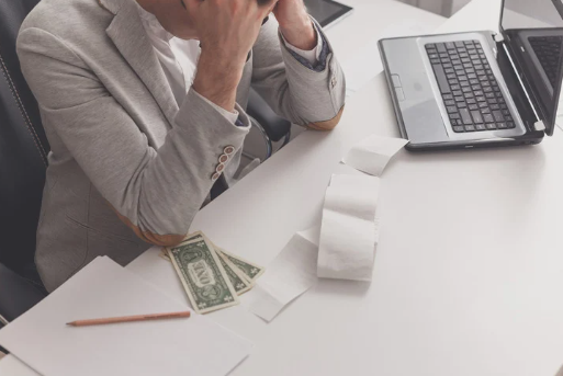 脱毛サロン　倒産